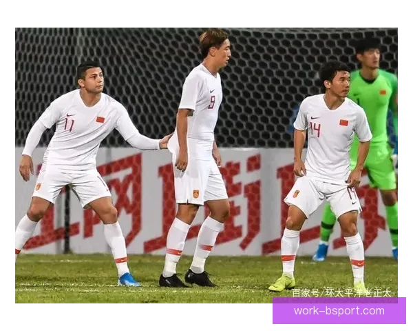 艾曼侯赛因头球梅开二度伊拉克力克日本震动亚洲足坛再掀冷门之夜